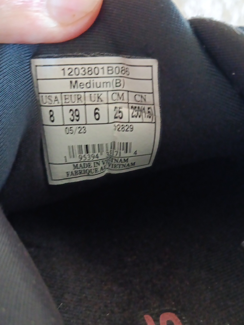 Brooks Ghost 15 Running Shoes - Picture 14 of 16